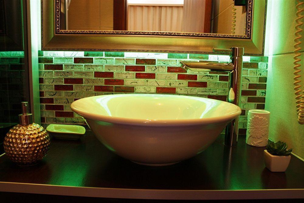 Anil Hotel Bergama Buitenkant foto