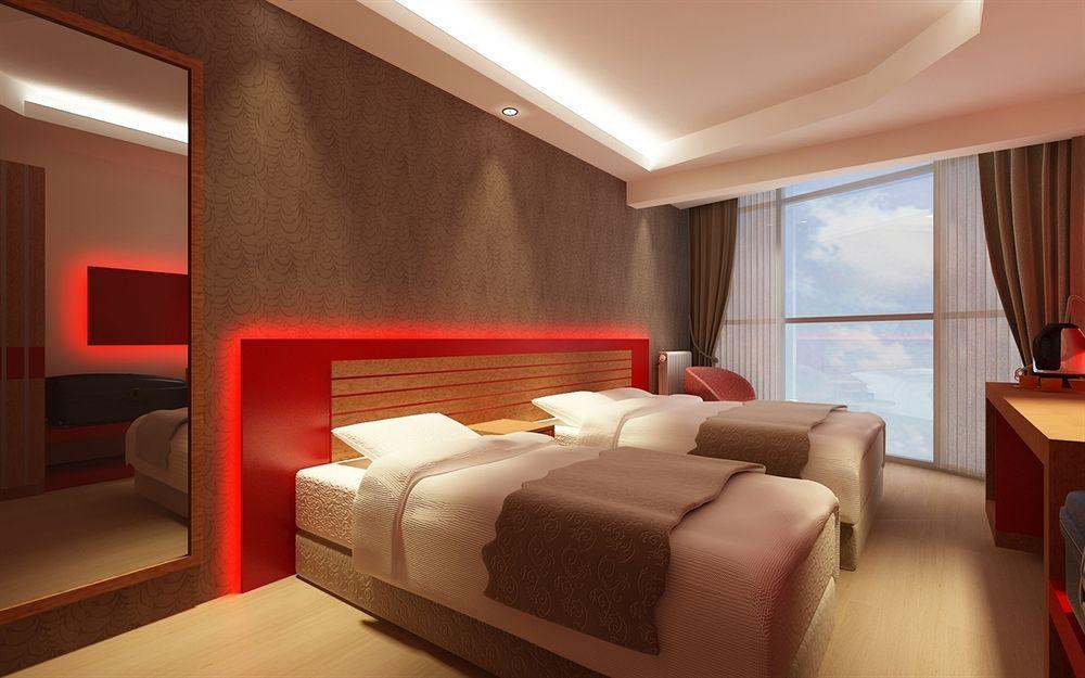 Anil Hotel Bergama Buitenkant foto